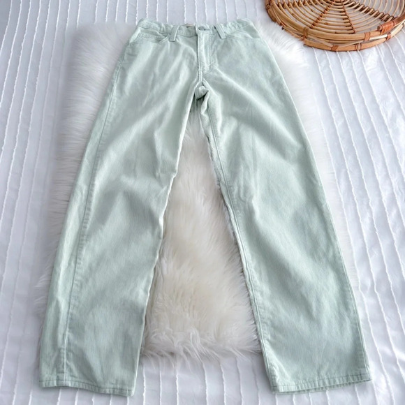 Levi's Women's 94 Baggy Meadow Mist Corduroy Mint Green Straight Leg Pants Jenas - Picture 4 of 14